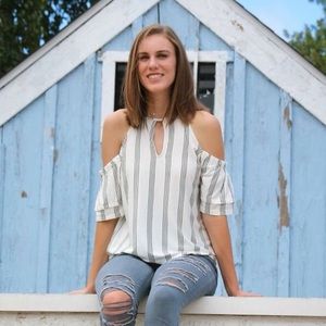 Meet your Posher, Lauren